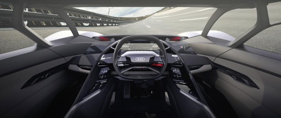 Торпедо Audi PB 18 e-tron 2018 года  (фото 12 из 51)